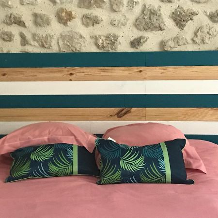 La Marelle Bed and Breakfast Avrillé-les-Ponceaux Buitenkant foto