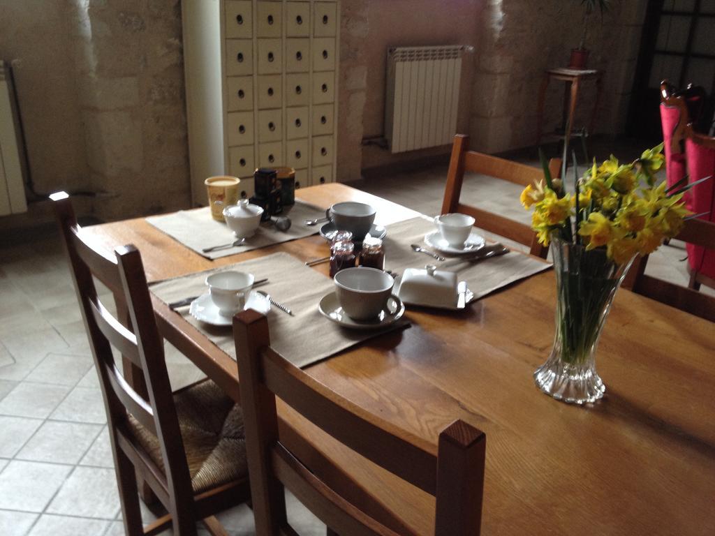 La Marelle Bed and Breakfast Avrillé-les-Ponceaux Buitenkant foto
