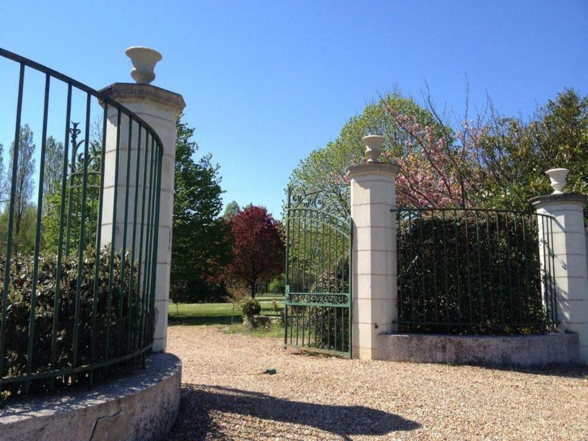 La Marelle Bed and Breakfast Avrillé-les-Ponceaux Buitenkant foto